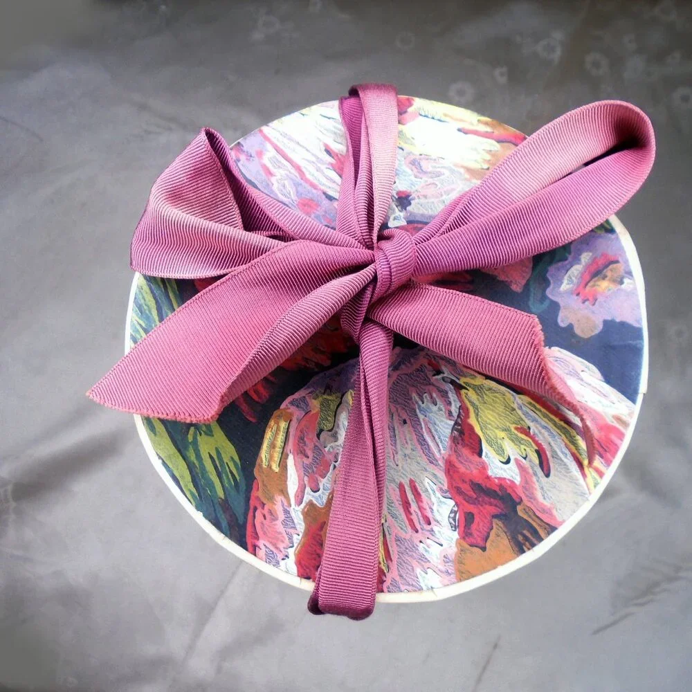 Vintage Wallpaper Storage Box, Super Retro